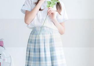 铁轨的延续，西瓜少女带来的写真图册，移动的画布呐！