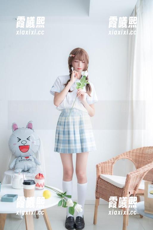 铁轨的延续，西瓜少女带来的写真图册，移动的画布呐！