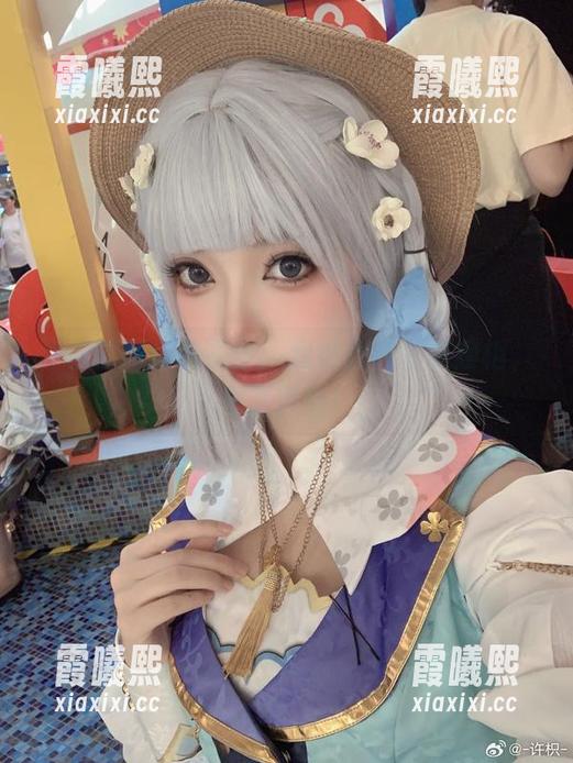 许枳 许枳的写真公主梦:我也想有专属矮柜,放满饰品!