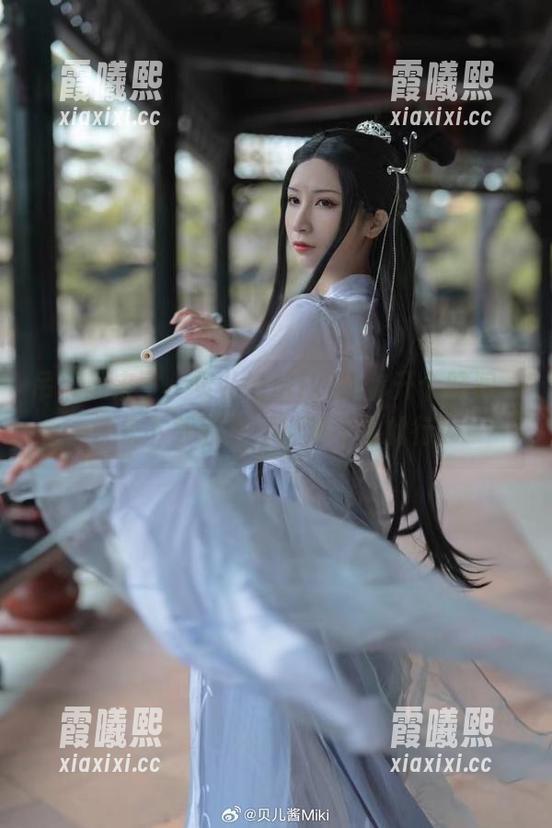 贝儿酱Miki 吊带风来了,贝儿酱Miki给你开个脑洞,快来下载原图,绝对不虚此行!