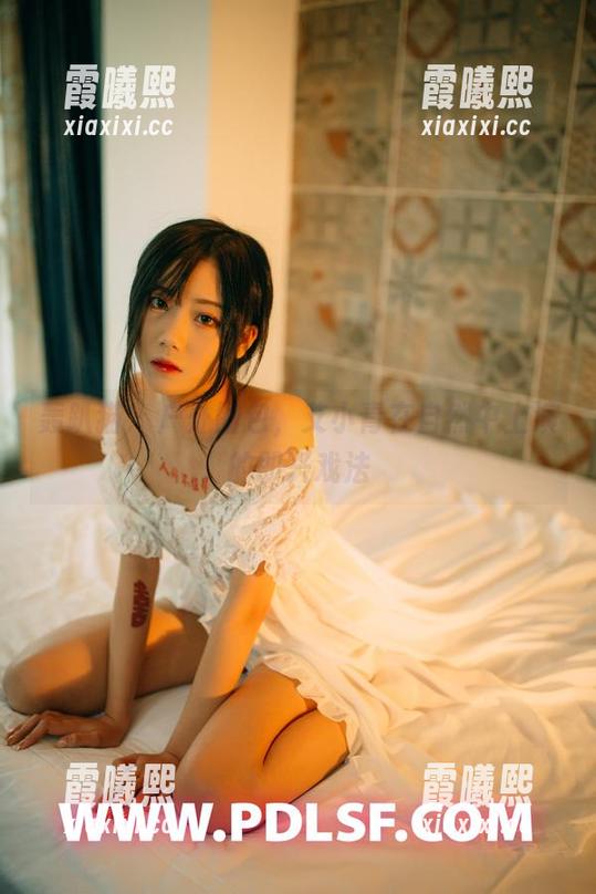 轰趴猫 - 户外图包，艾小青在自然中上演的即兴戏法