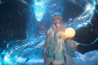 露儿大魔王的城堡：一整本内衣写真，爱上每一件！