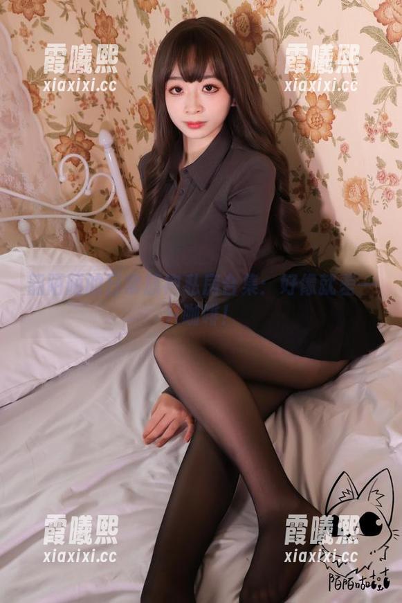 韶陌陌 韶陌陌的日常旗袍私房合集:好像就差一只咖啡!