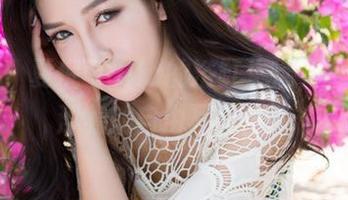 魅妍社 – 夏倪可ella的浴缸生活，水面上漂浮着的自由写真作品
